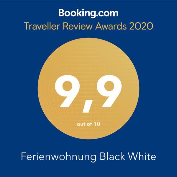 Ferienwohnung Black White Raubling Ngoại thất bức ảnh