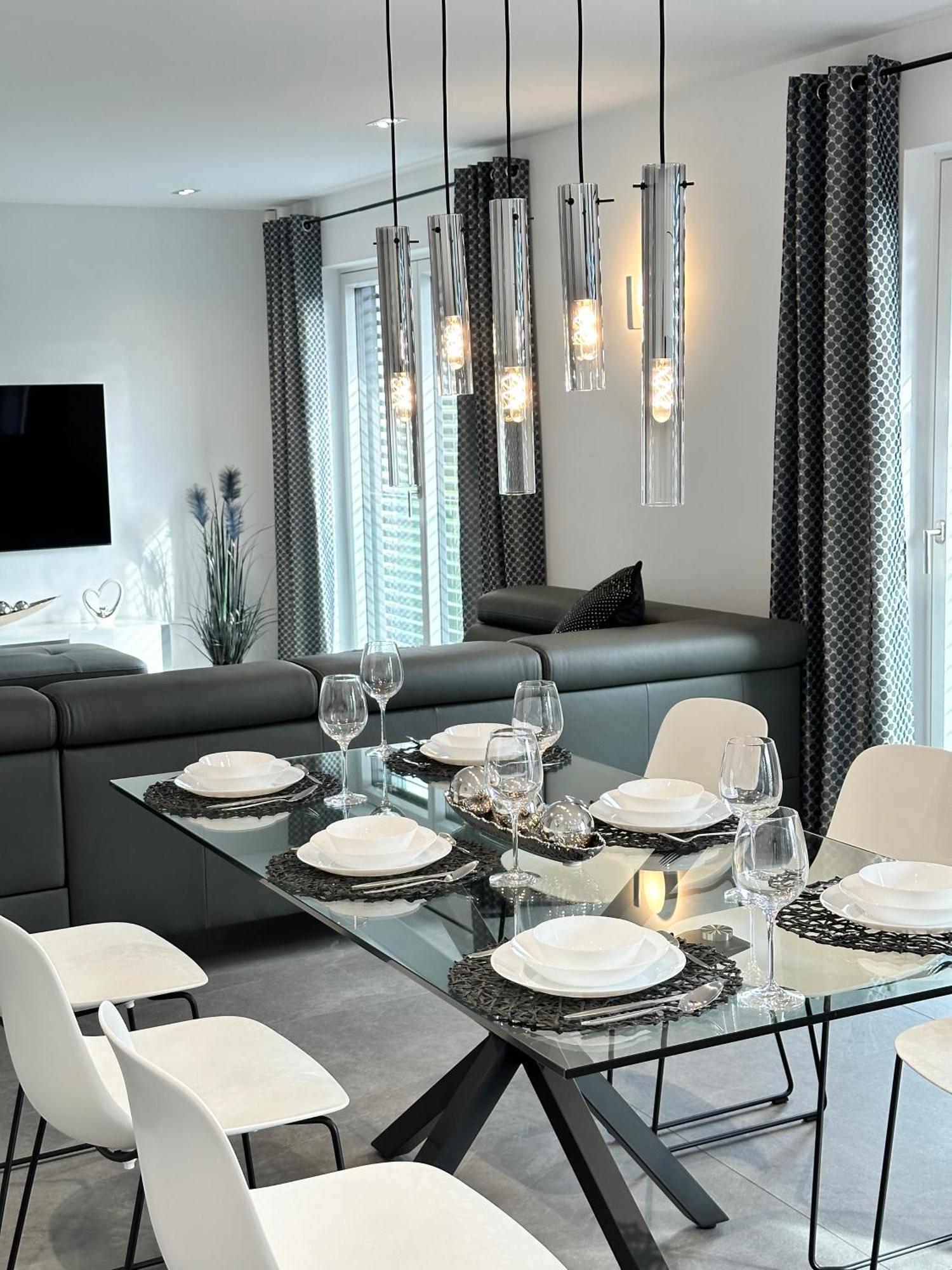 Ferienwohnung Black White Raubling Ngoại thất bức ảnh
