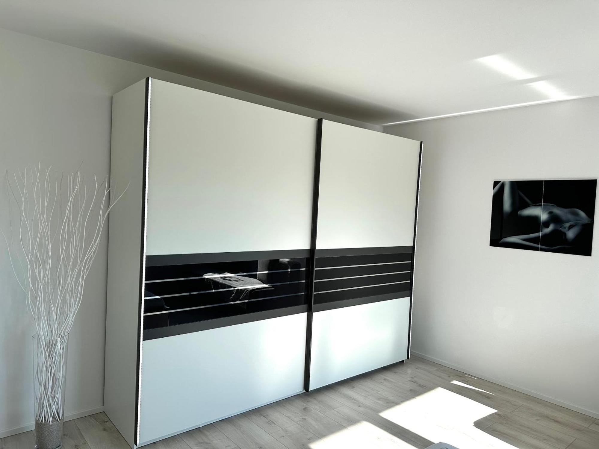 Ferienwohnung Black White Raubling Ngoại thất bức ảnh